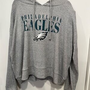 Team Apparel Heather Gray Eagles Hoodie Sweater and Shorts Set